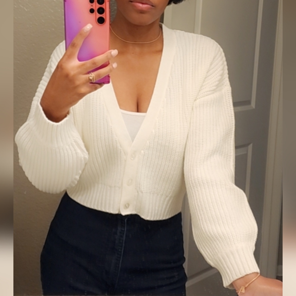 NastyGal White Cropped Knit Sweater Medium